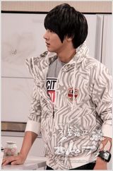 ��͸�ݶ���high kick����