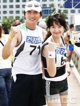 ������Ů����