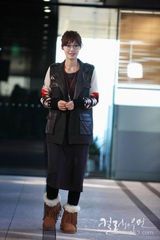 Ů�˵�ɫ�ʾ���