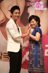 ˭���������������